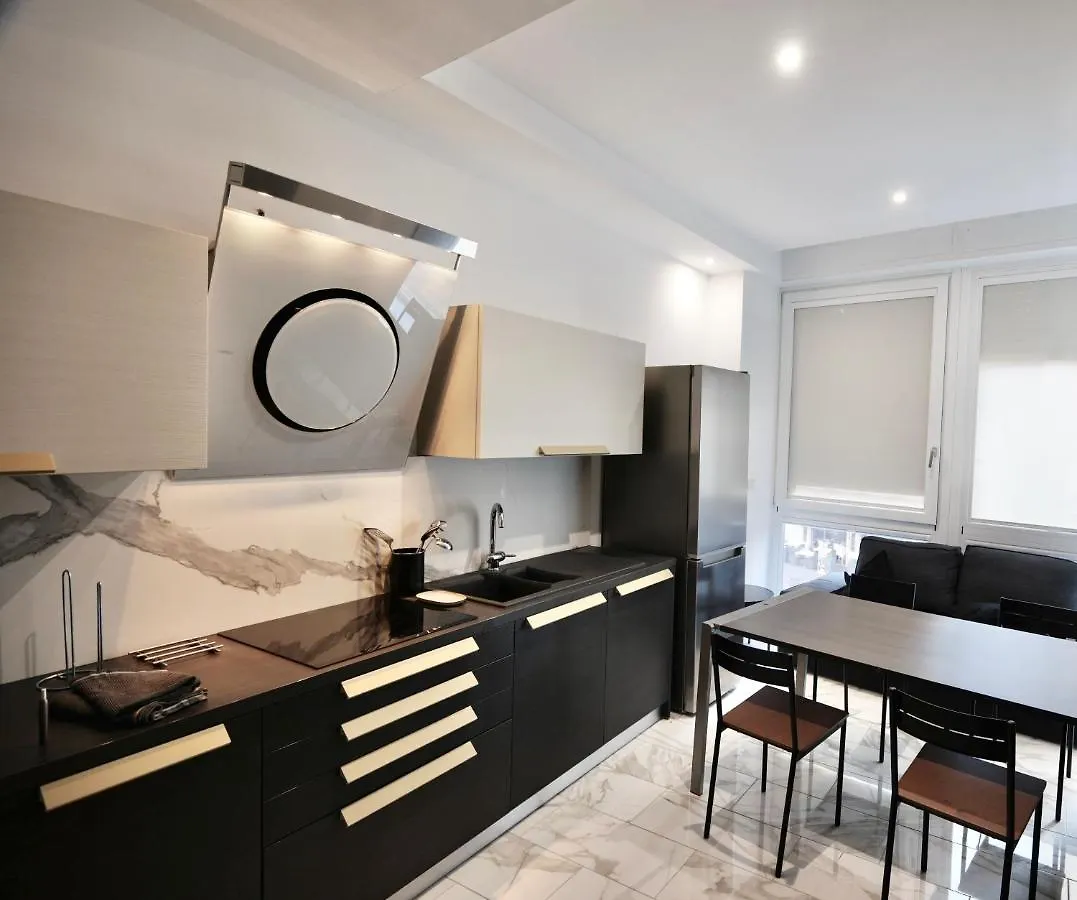 Apartment Lussuoso Appartamento Duomo - Milano Italy